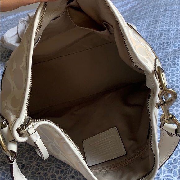 Coach tote - Picture 3 of 5